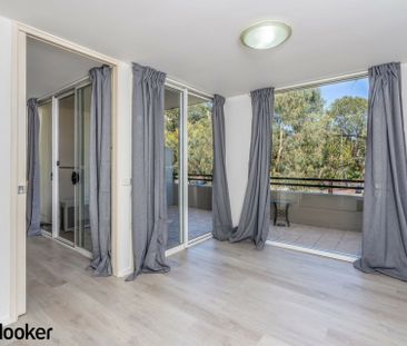 In the heart of Dickson - Photo 2