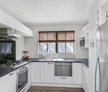 6A Bayou Lane, Churton Park - Photo 4