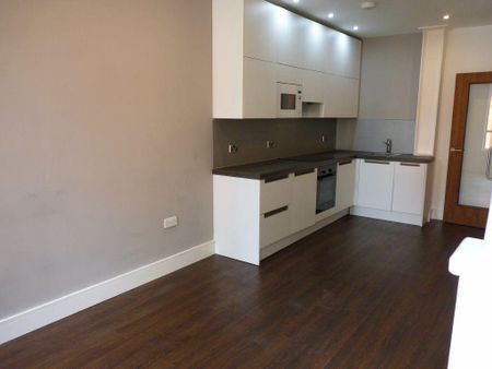 2 bedroom apartment to rent - Photo 3