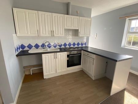 1 bedroom flat to rent - Photo 3