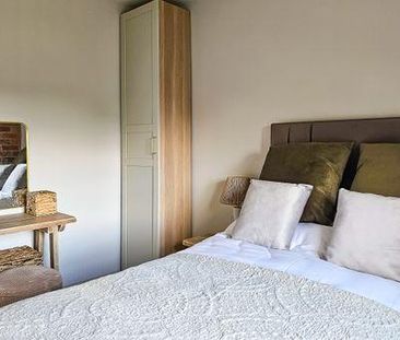 2 bedroom terraced house to rent - Photo 6