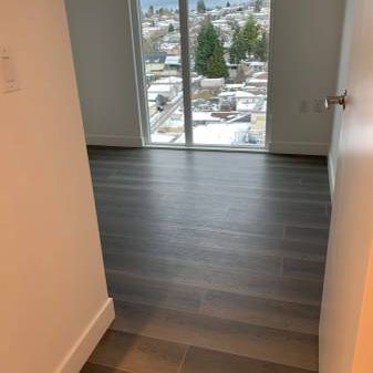 2 bedroom and 1 bath on 10th floor condo - Photo 4