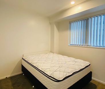 Premium location 2 bedrooms apartment - Photo 3
