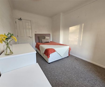 Room 3, 7 Perne Avenue, Cambridge - Photo 3