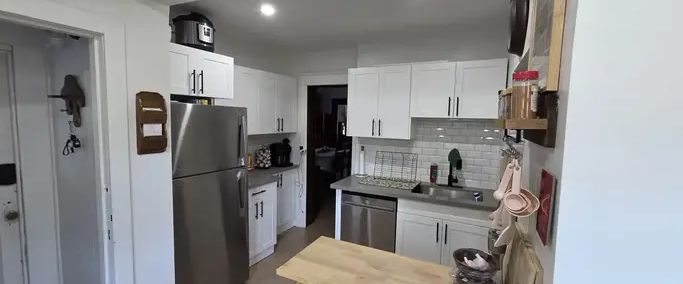 101 Prospect Street South Main Floor | 101 Prospect Street South, Hamilton - Photo 1