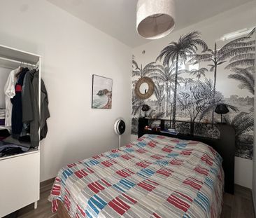 Location Appartement 3 pièces 57m² SETE 34200 - Photo 2