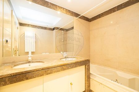 Apartamento T5 em Lisboa - Photo 4