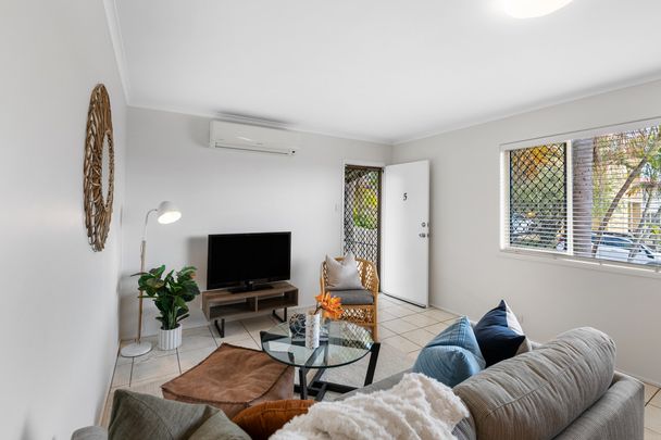 Low-maintenance apartment in prime Coorparoo location - Photo 1