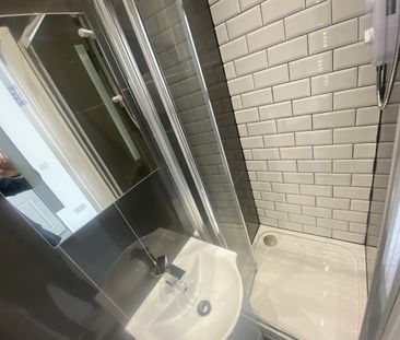 Room in a Shared Flat, Staplehurst Road, SE13 - Photo 6