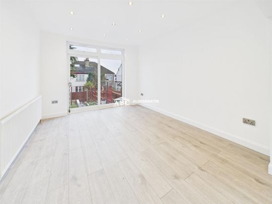 Dollis Hill Avenue, NW2 6QT, London - Photo 1