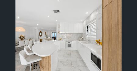 Live in Style ~ Beachfront Living ~ Unrestricted Ocean Views ~ Fully Furnished ~ North Esplanade, Glenelg North - Photo 4