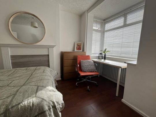 3 bedroom terraced house to rent - Photo 1