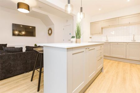 Third Avenue, Horfield - Photo 4