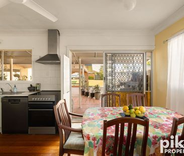 Big Family Living with a Massive Games Room and Huge Alfresco - Photo 3