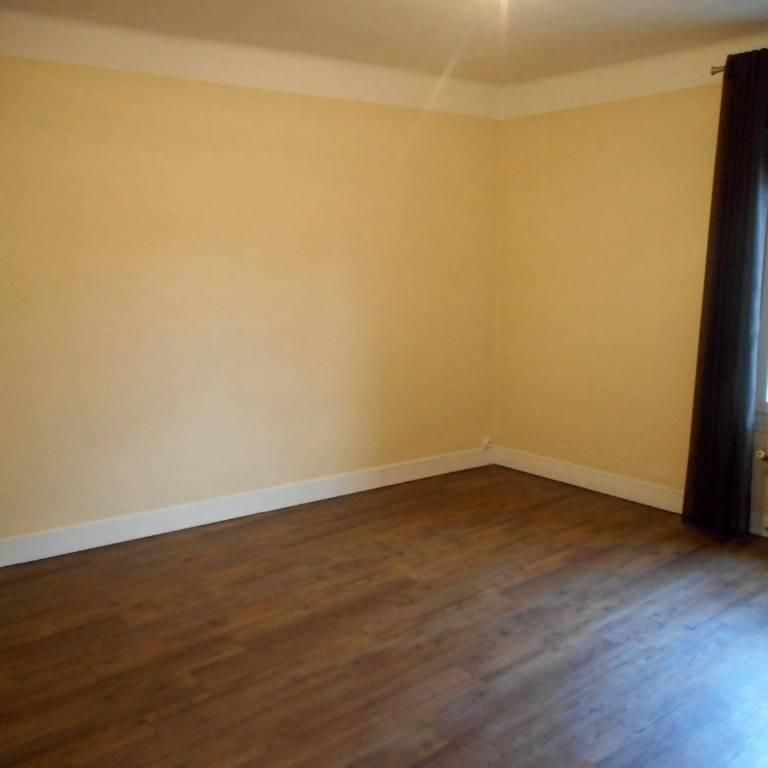 COUTANCES, rue Montigny, APPARTEMENT en RDC de 39 m2 - Photo 1