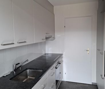 2.5 Zimmer Dachgeschosswohnung - Photo 2