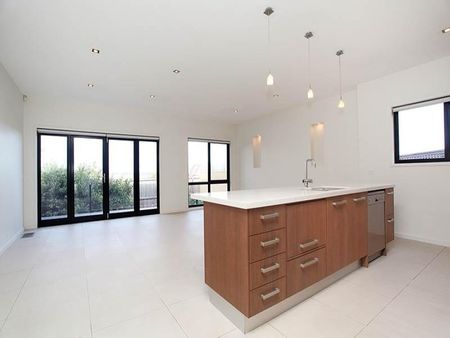 24A Nirvana Crescent, Bulleen - Photo 2