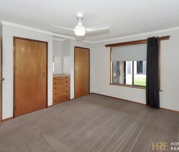 Spacious 3-Bedroom Home with Huge Shed – Close to the Rive - Photo 6