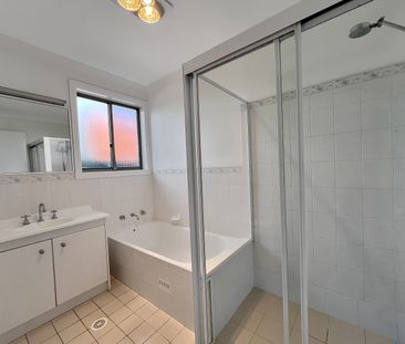 10 Carrington Parade, New Lambton NSW 2305 - Villa For Rent | Domain - Photo 5