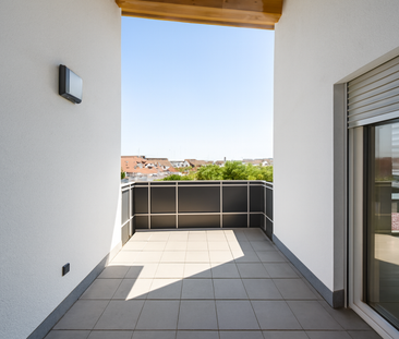 Neubau-Erstbezug! 3,5-Zimmer-Wohnung mit kleinem Büro Seubersdorf -... - Photo 2