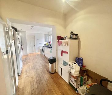 House share to rent - Photo 5