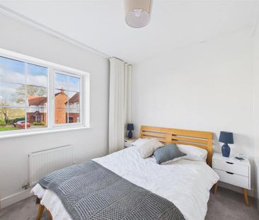 4 bedroom detached house to rent - Photo 5