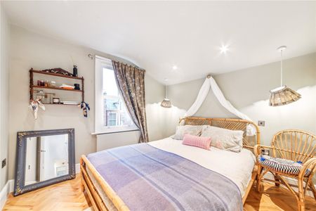 Brewster Gardens, North Kensington, W10, London - Photo 3