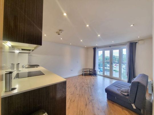 2 bedroom flat to rent - Photo 1