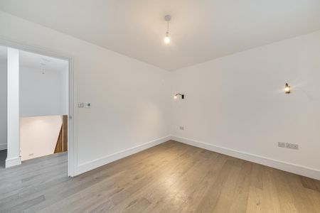 1 bedroom townhouse to rent - Photo 2