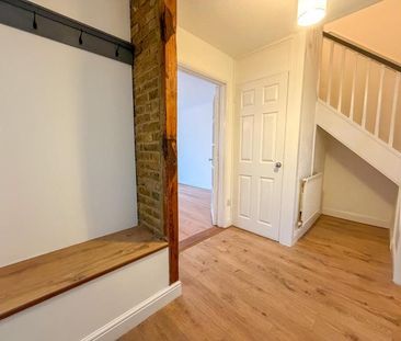 3 bedroom terraced house to rent - Photo 1