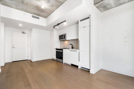 200 Boul. Marcel-Laurin, #707 - Photo 5