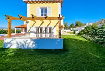 Beautiful 4 bedroom villa in the heart of the historic centre of Sintra