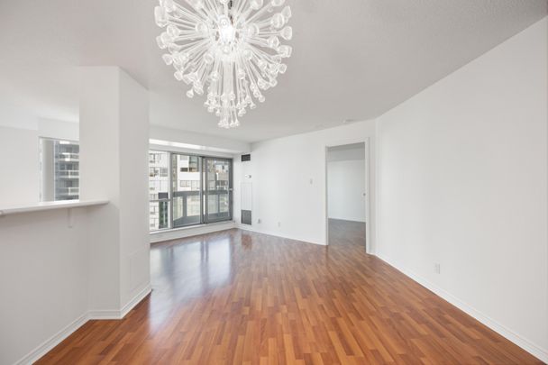 For Lease - 10 Yonge Street Unit# 2213, Toronto, Ontario - Photo 1