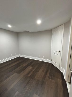 For Lease - 187 Redstone Road, Richmond Hill, Ontario - Photo 1