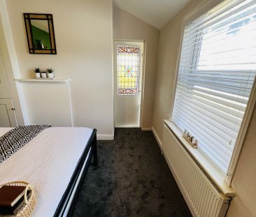 BEDROOM 3 – LARGE DOUBLE - Photo 5