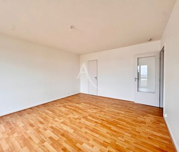 Location Appartement 1 pièce 39m² - Photo 4