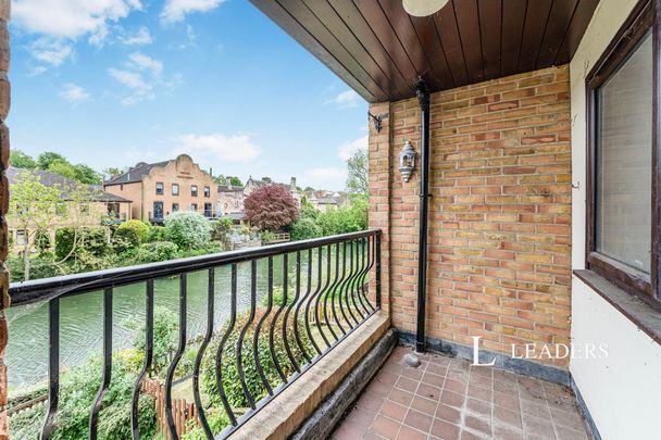 2 bedroom apartment to rent Brownlow Quay, PE9 - Photo 1