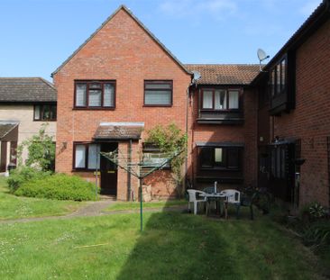 Chinook, Highwoods, Colchester - Photo 6