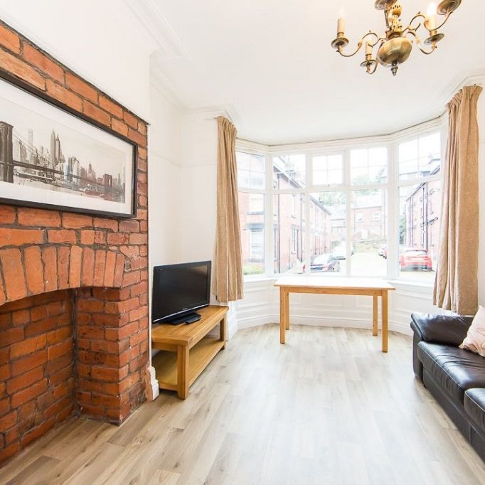 Claremont Avenue, Hyde Park, Leeds - Photo 1