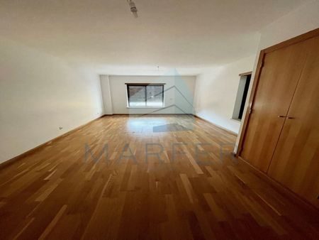 Apartamento T3 em Lisboa - Photo 2