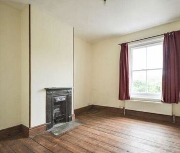 3 Bedroom - Photo 6