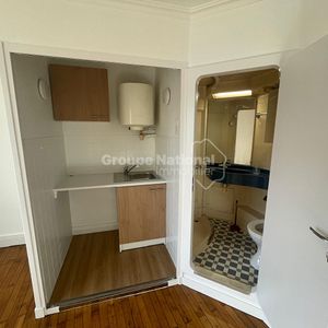 Location Appartement 1 pièce 17m² - Photo 2