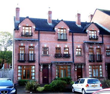 28 The Cloisters, Belfast, BT7 1GD - Photo 4