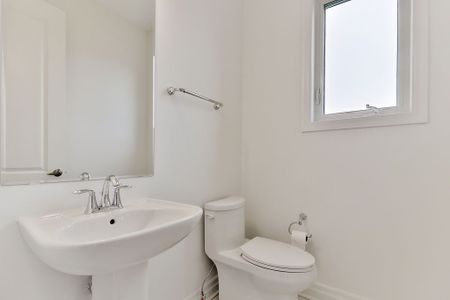 For Lease - 20 Berczy Manor Crescent, Markham, Ontario - Photo 2