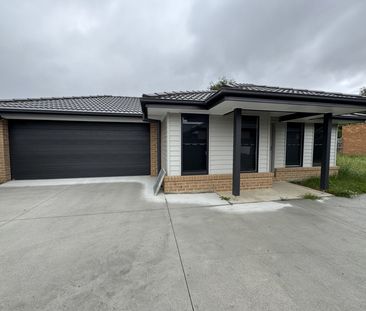 STYLISH TOWNHOUSE IN A QUIET, CENTRAL LOCATION - Photo 6