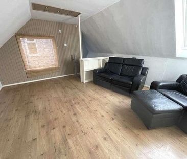 Lees Road, Ashton Under Lyne, OL6 - Photo 4