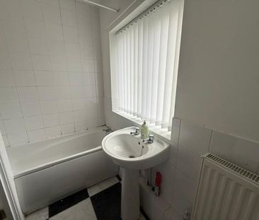 2 bedroom property to rent - Photo 4