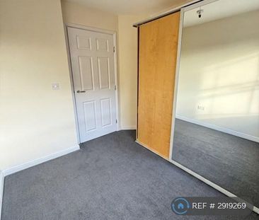 2 bedroom flat to rent - Photo 6