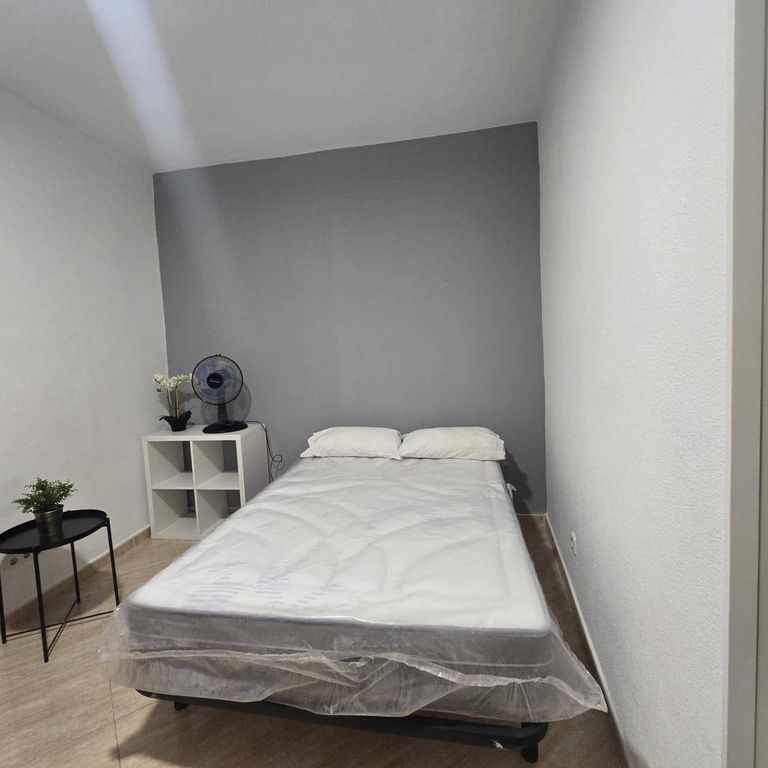 5 room luxury Apartment for rent in Madrid, Spain - Photo 1