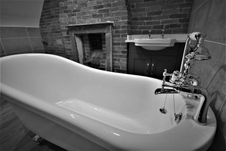 1 bedroom apartment to let - Photo 2